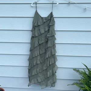NEW Lulus love the look sage green tiered ruffle midi dress